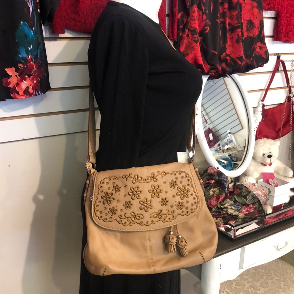 Brighton Handbag - Picture 2 of 13